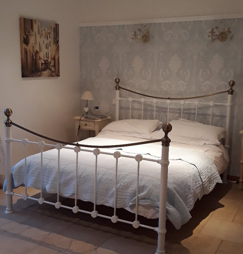 Les Jonquilles主图