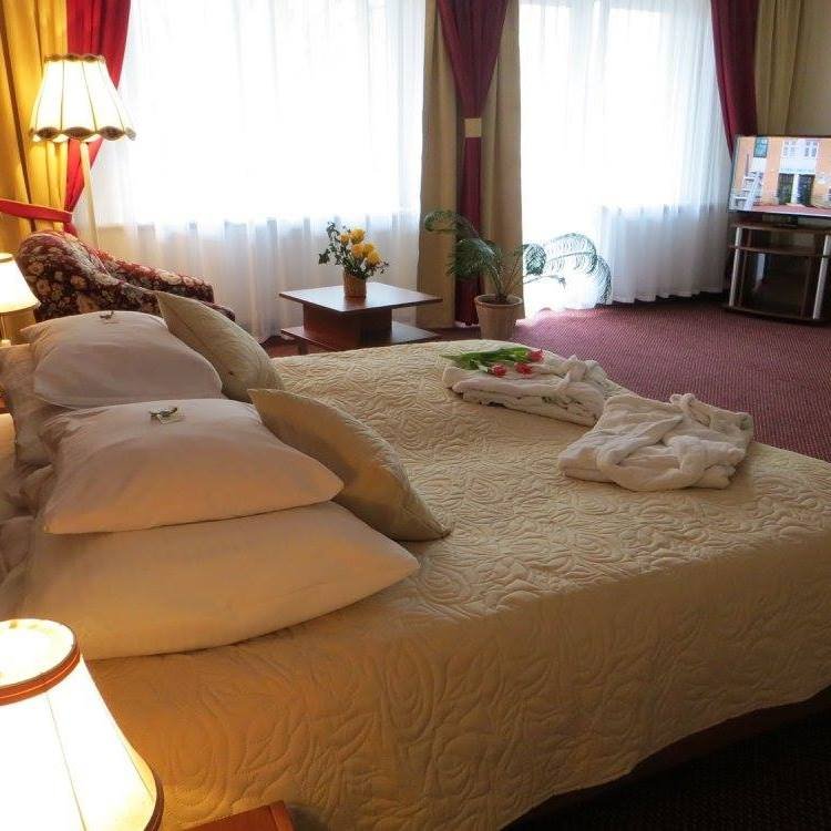 Hotel Gromada - Busko Zdroj-官方