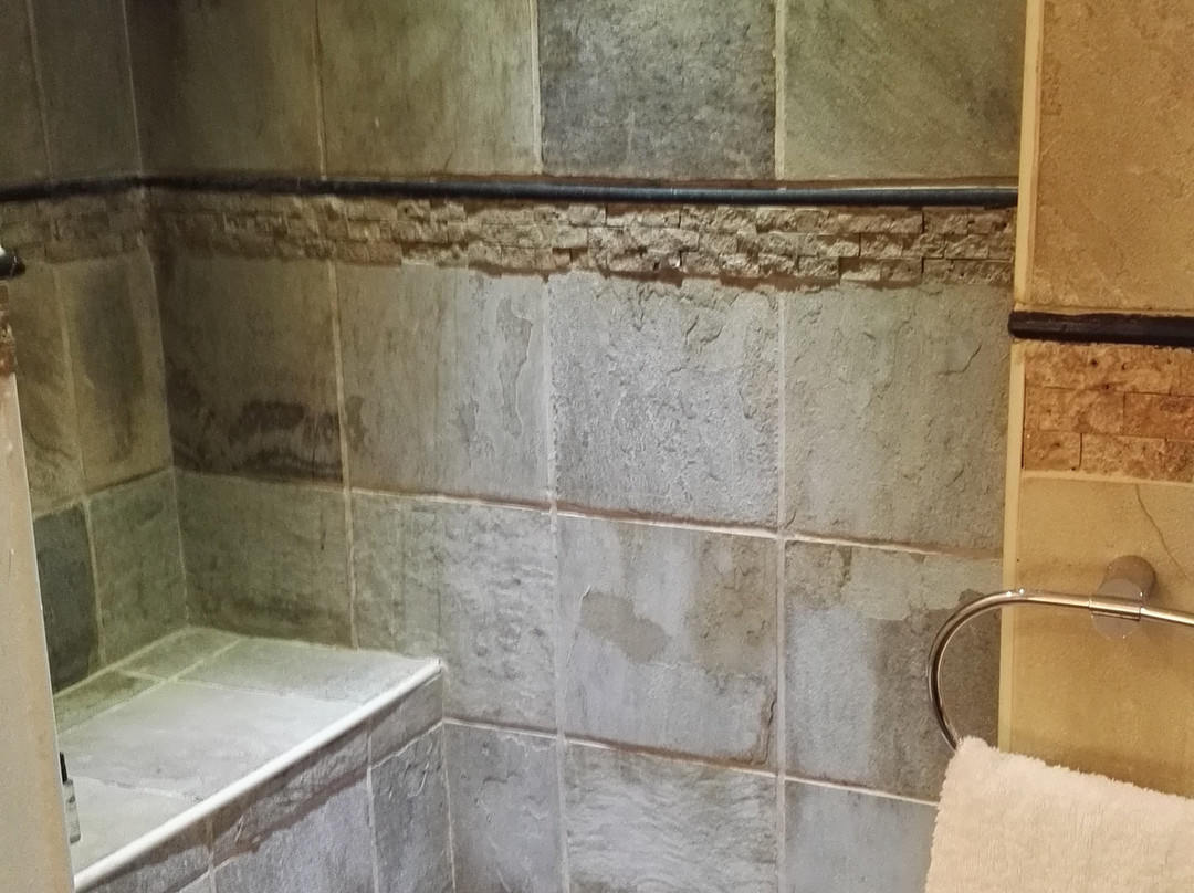 Fairways Hotel主图