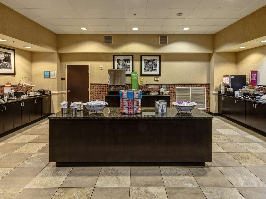 Hampton Inn Jacksonville-Anniston Area主图