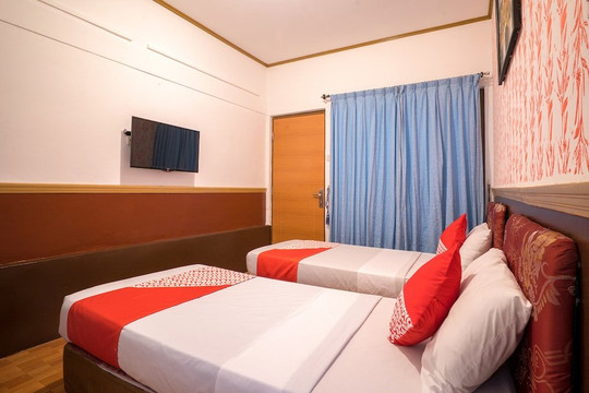 瑟鲁尼公寓主图