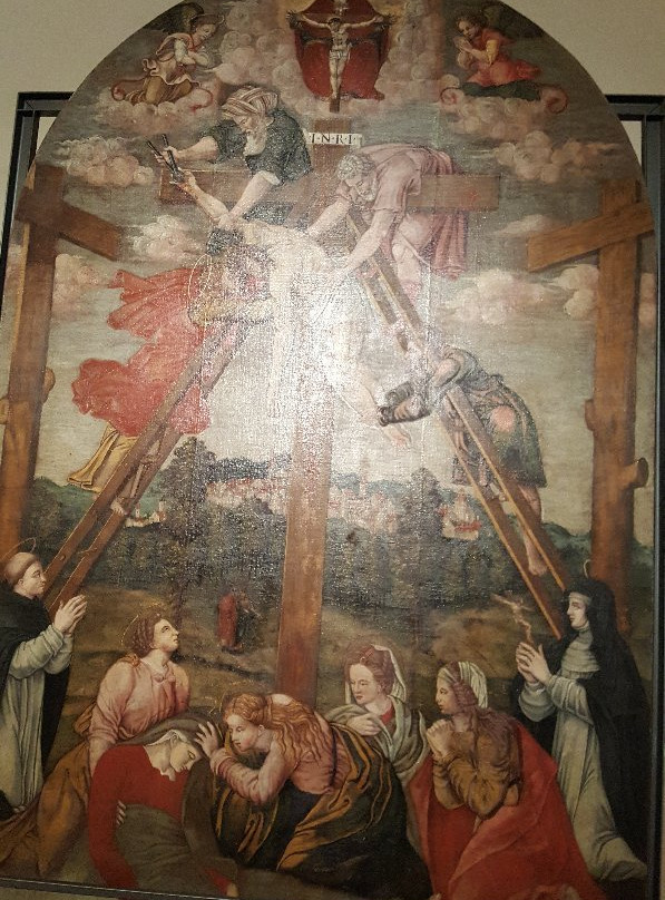 Museo Diocesano d'Arte Sacra-苏尔莫纳必去景点
