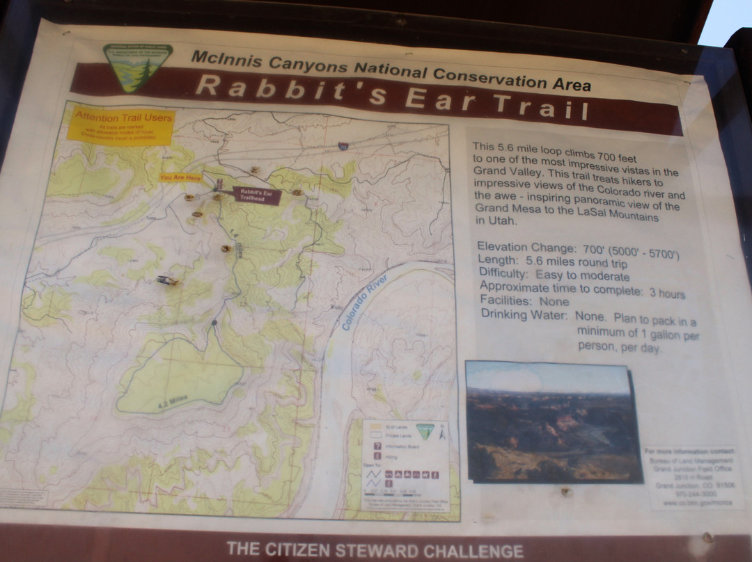 Rabbit's Ear Trailhead景点图片