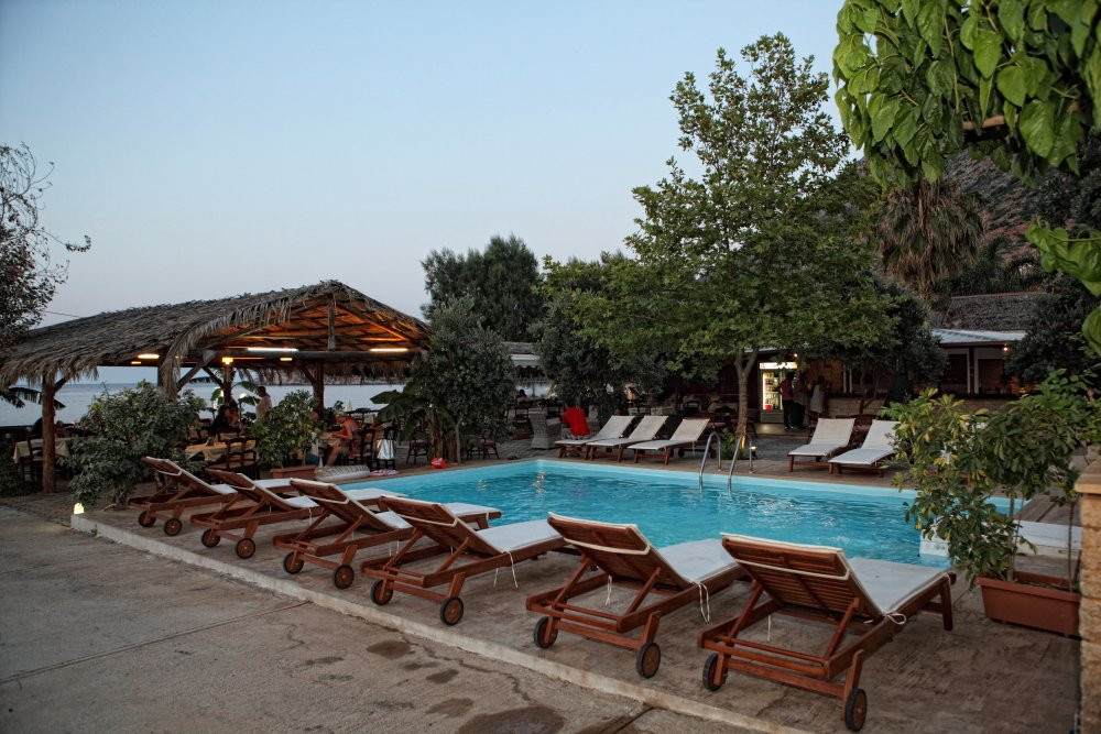Niriides Beach Hotel
