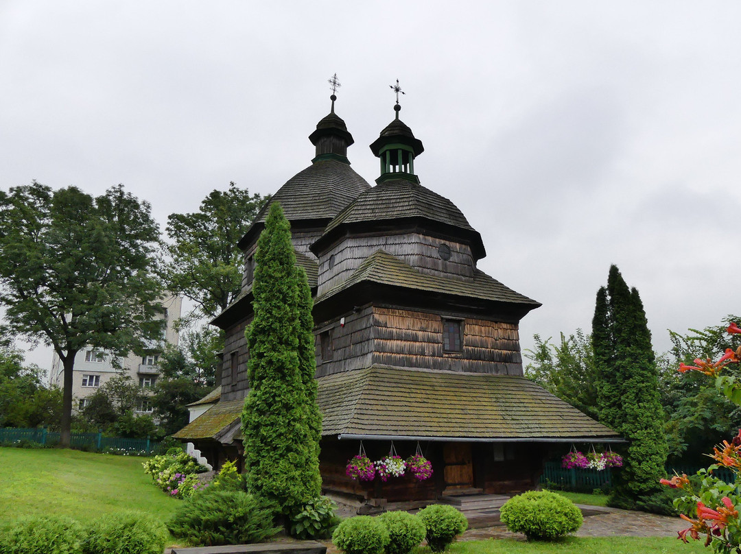 Wooden Church of St. Trinity-Zhovkva必去景点