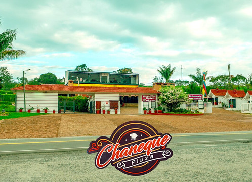 Chaneque Plaza