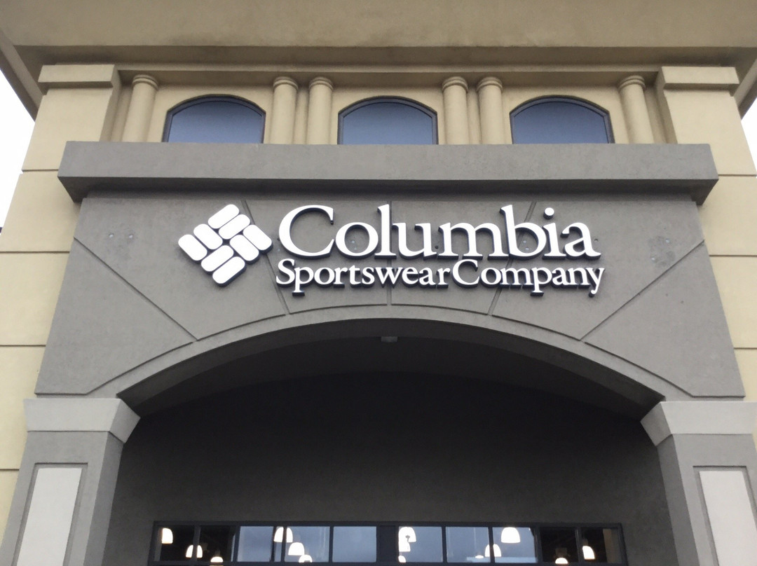 Windsor Crossing Premium Outlets-LaSalle必去景点