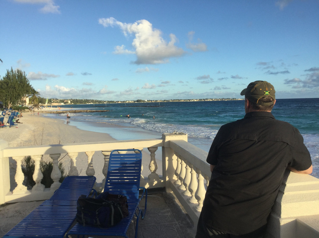 Dover Beach Hotel主图