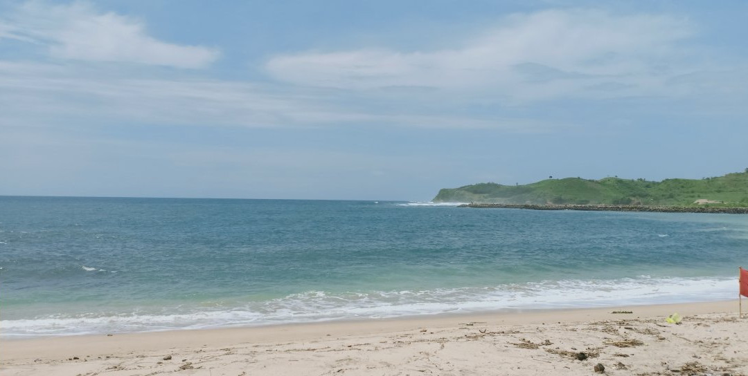 Tambakrejo Beach景点图片