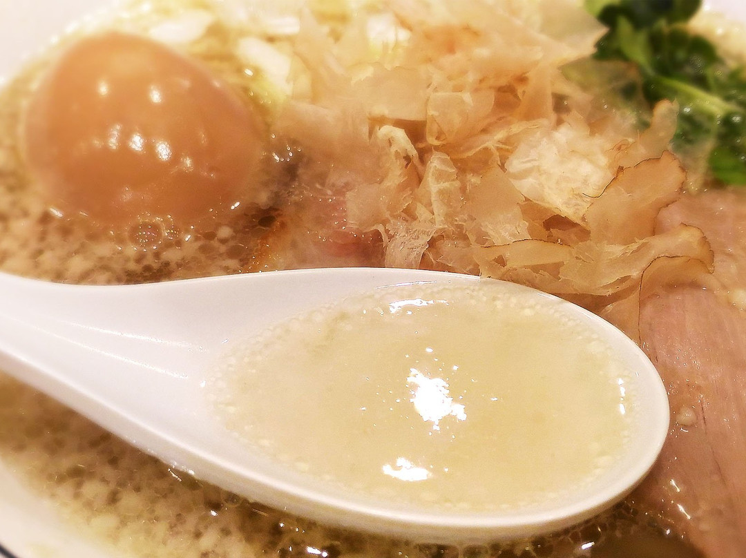 らーめん 鱗 江坂店主图