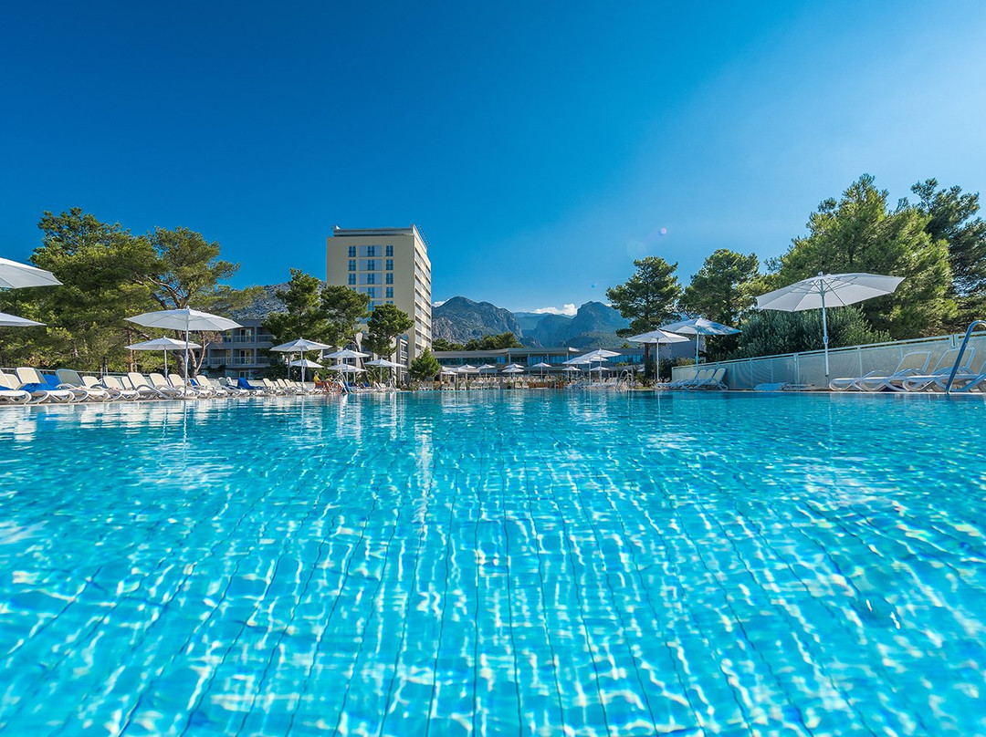 Bluesun Holiday Village Alan主图