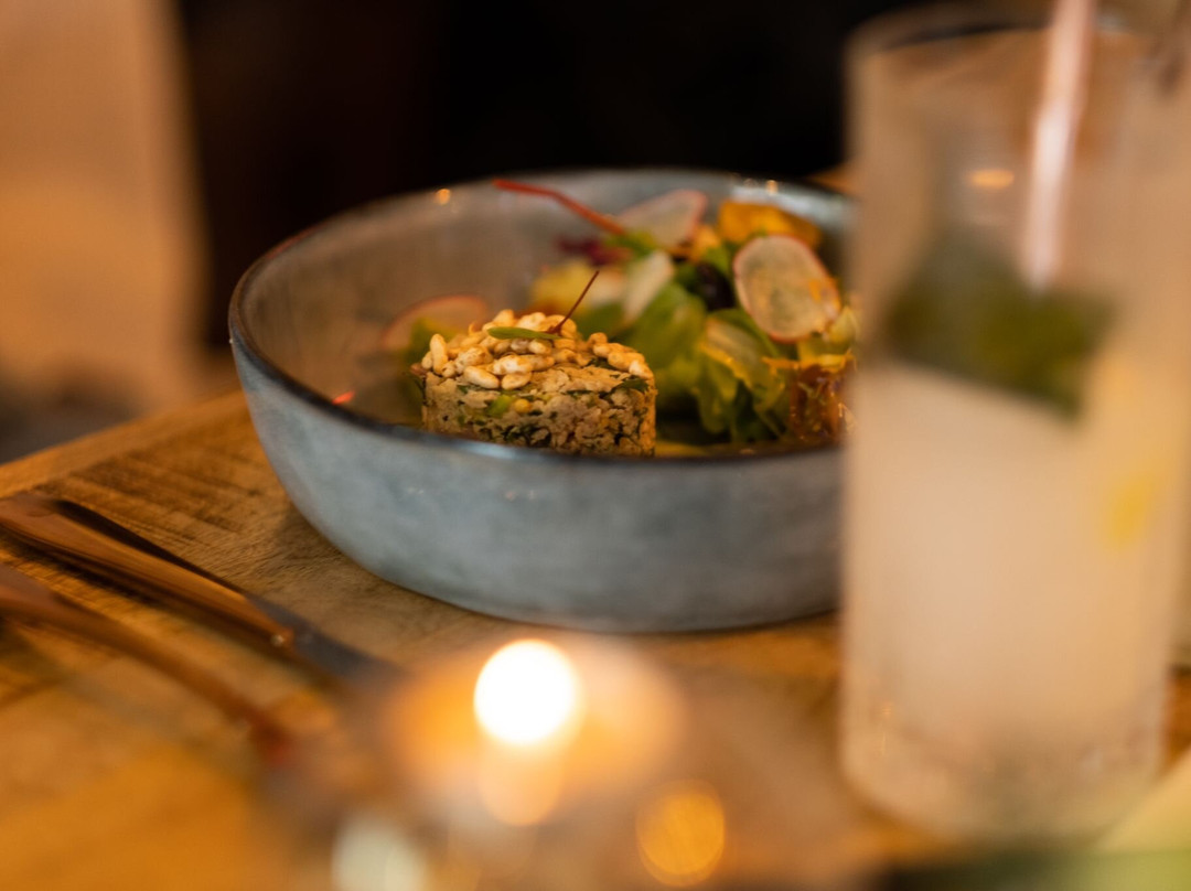 Zap Restaurant & Bar