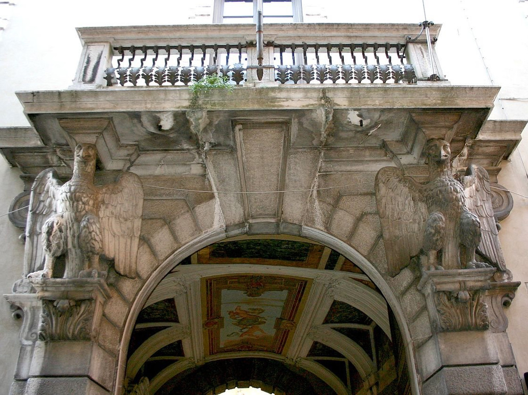 Palazzo Martinengo Cesaresco Novarino景点图片