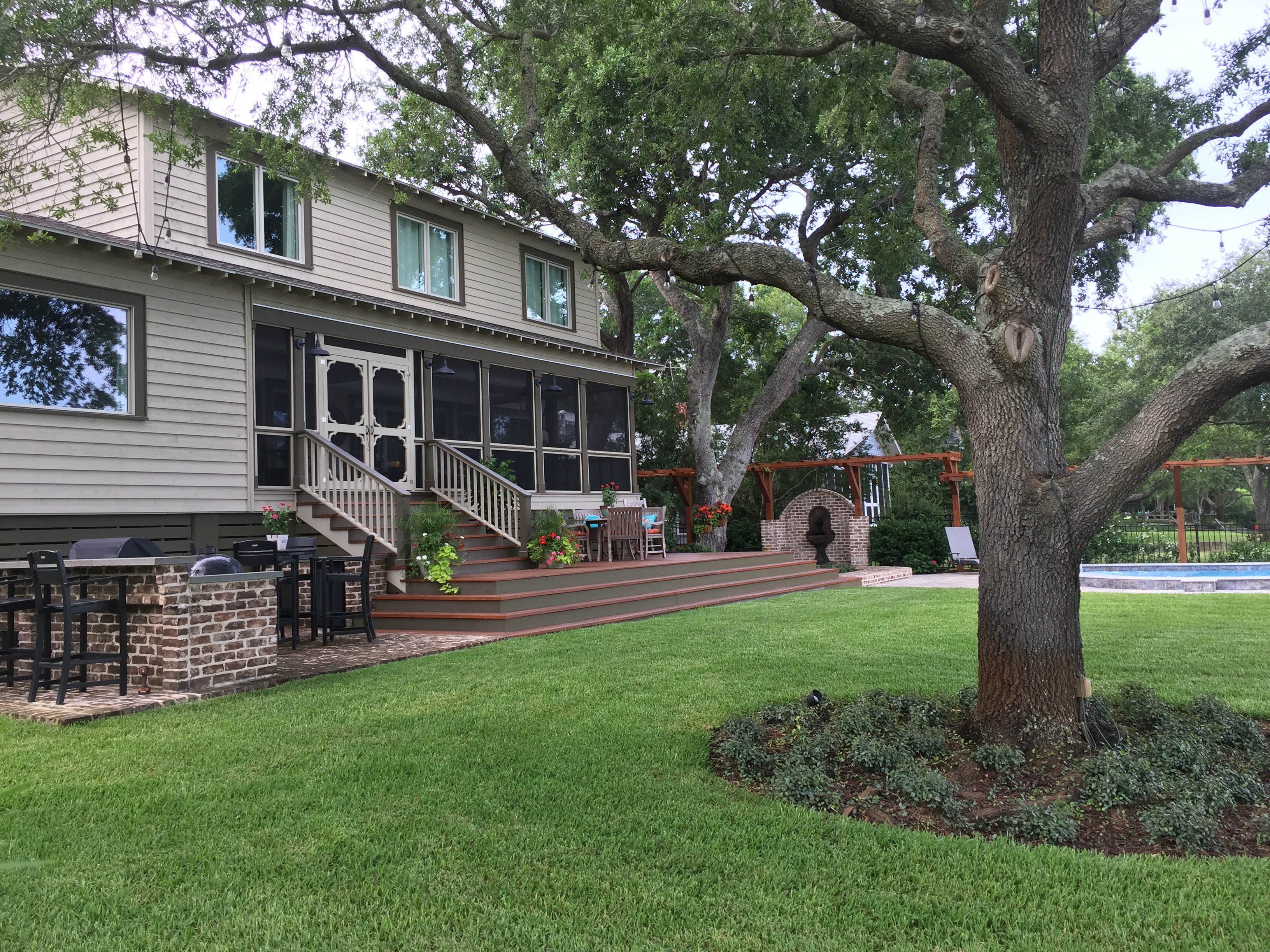 Waterside Retreat-官方