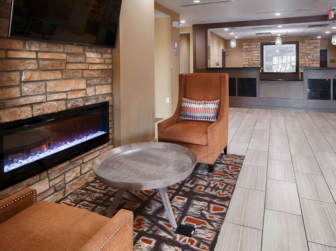 艾尔曼多夫贝斯特韦斯特优质酒店主图