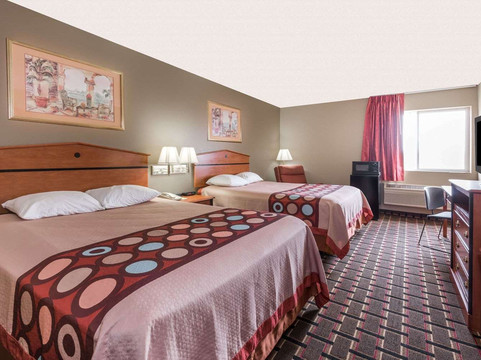 渥太华速8酒店主图