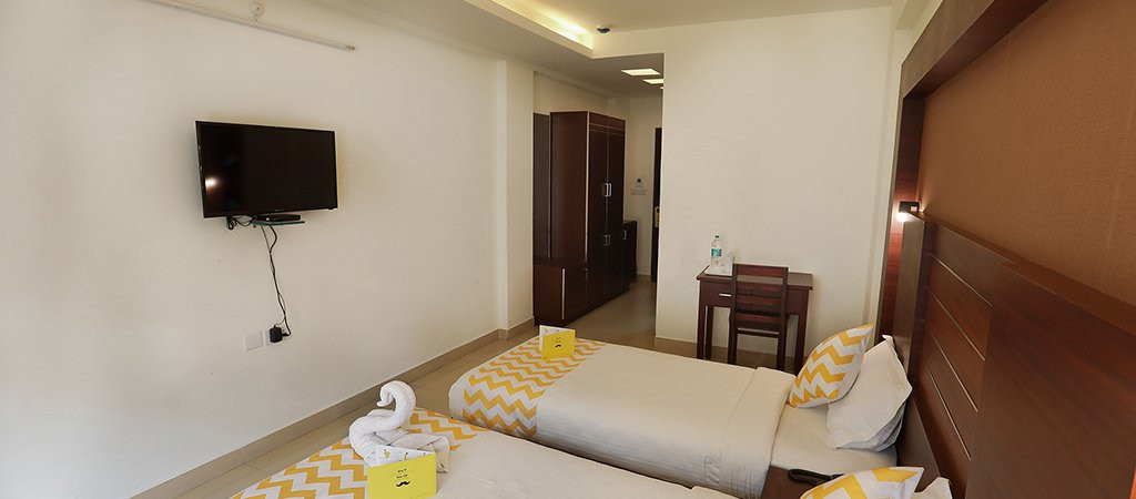FabHotel Mukalar Residency主图