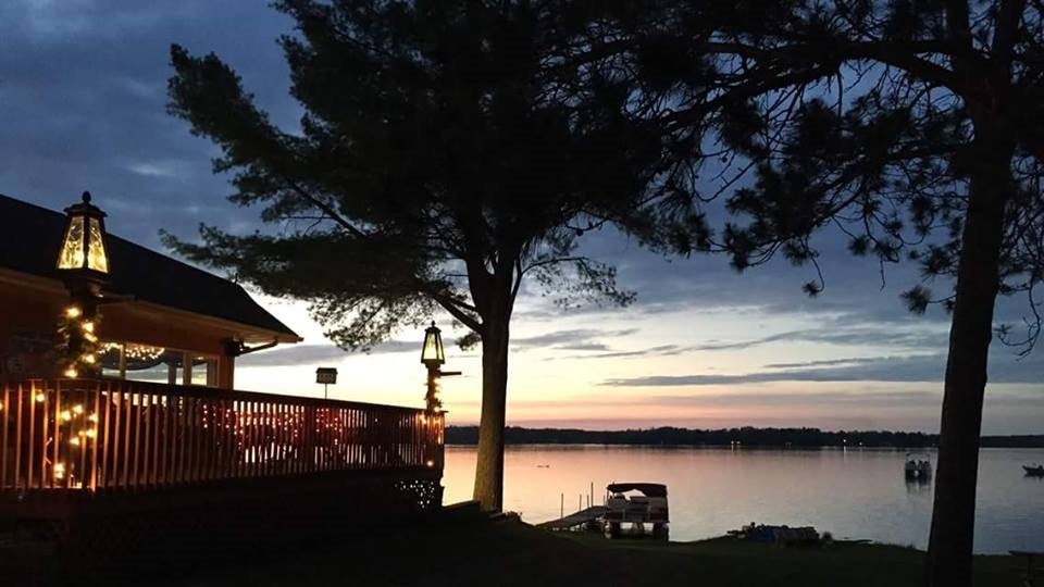 Lakeview Cabins & Campground