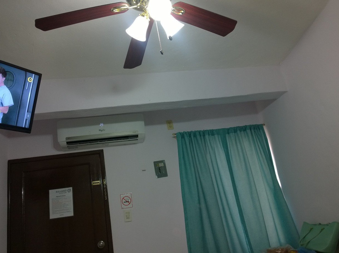 Balamku Hotel Cafe主图