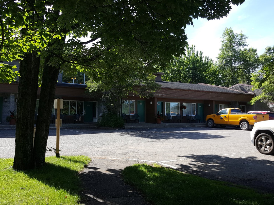 Hotel & Suites Normandin Levis主图