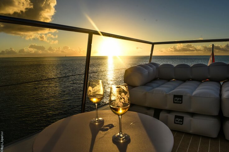 Lagoon limousine Bora Bora-波拉波拉岛必去景点