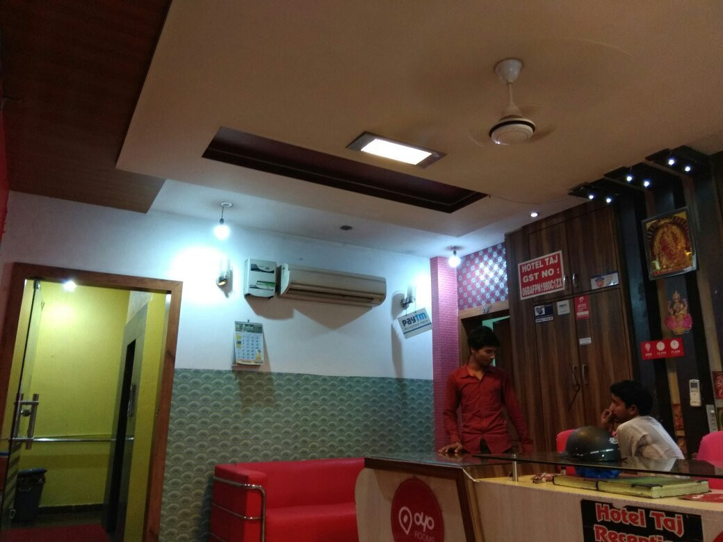 OYO Hotel Paras主图