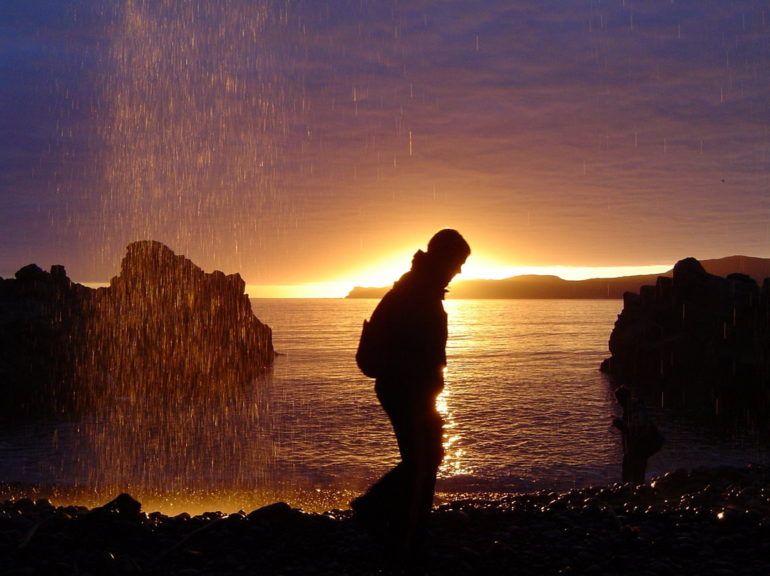 Páskahellir Cave-内斯克伊斯塔泽必去景点