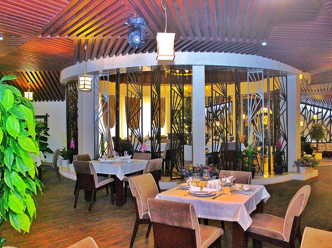 Manor Hotel主图