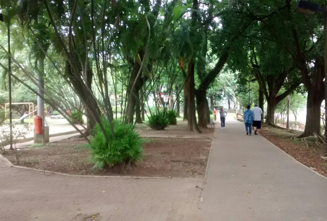 Praça dos Meninos景点图片