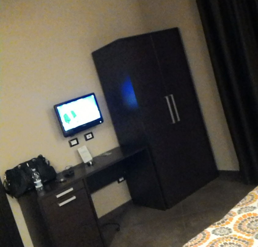 Le Badie Hotel & Lounge Bar主图