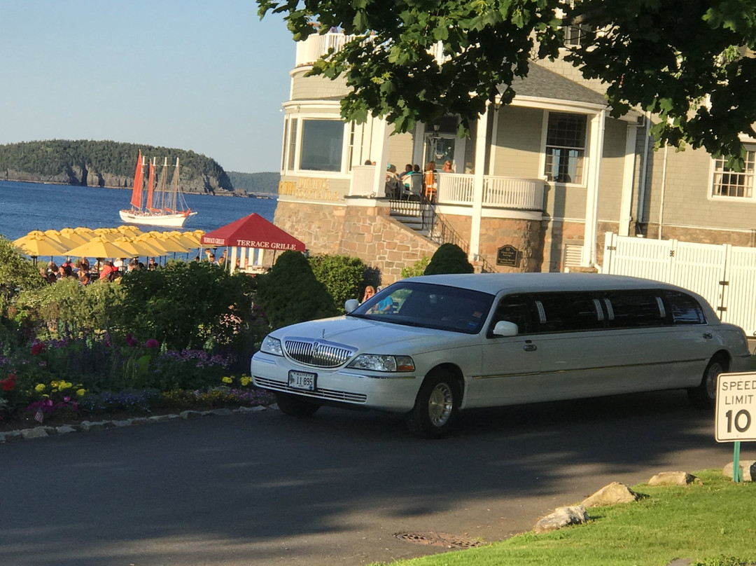 Crystal Coach Limousine-Eddington必去景点