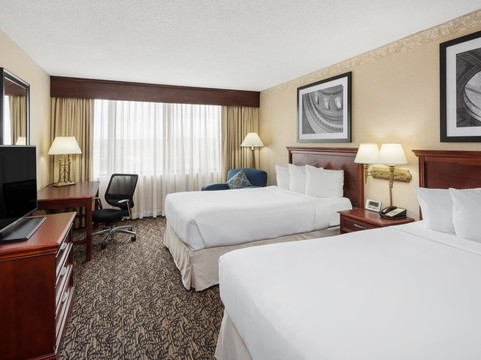 Hartsburg酒店住宿-Capitol Plaza Hotel