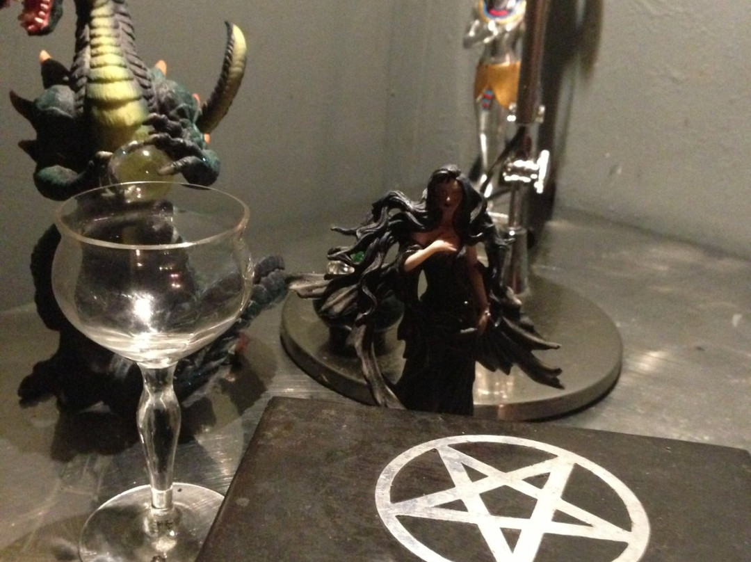 Cassadaga Raven Star Psychic Witch景点图片