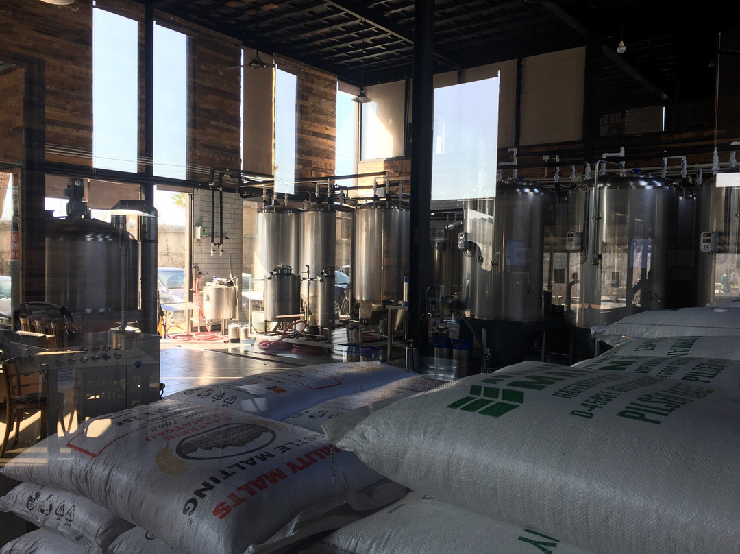 The Colonel Brewery-Batroun必去景点