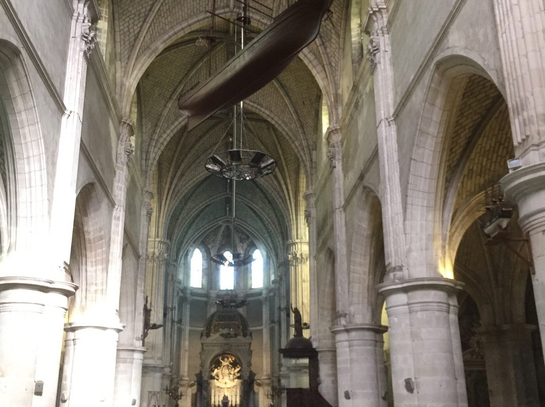 Eglise Saint-Pierre景点图片
