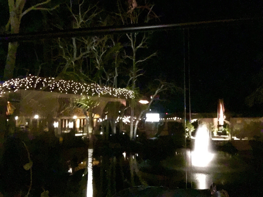 Bogies at the Westlake Village Inn景点图片