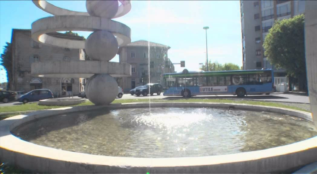 格兰达泰旅游景点-Fontana monumentale di Piazza Camerlata