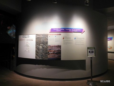 Lake Louise Visitor Information Centre景点图片