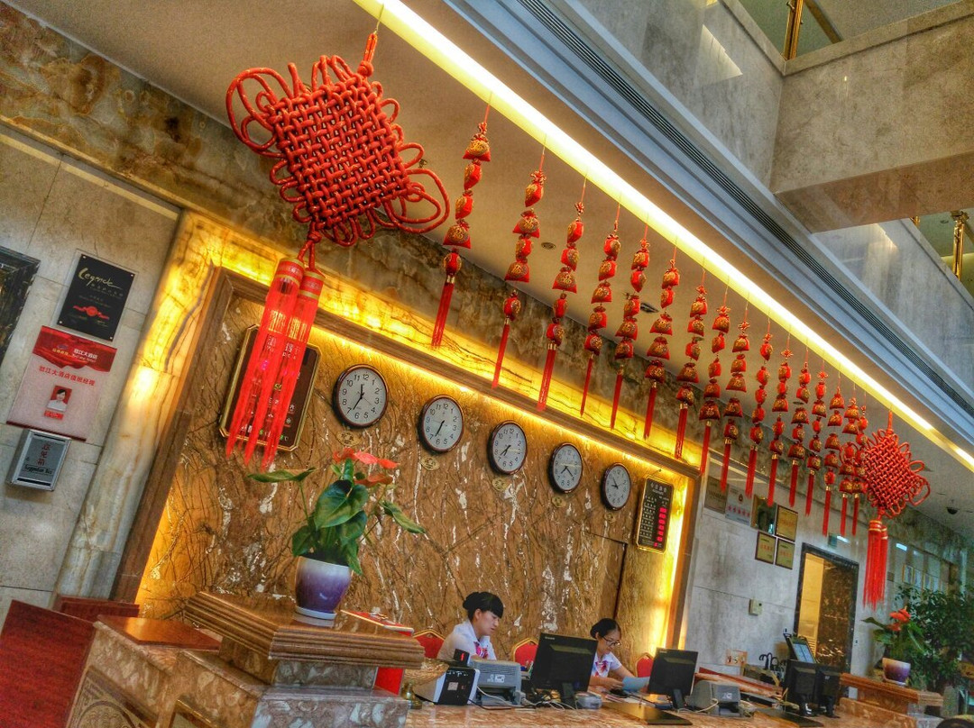 怒江大酒店主图