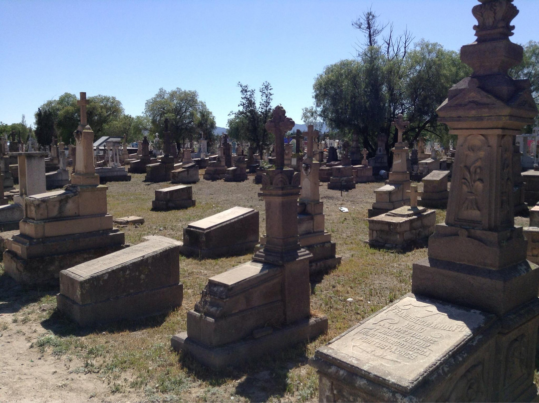 Panteon Municipal El Saucito景点图片