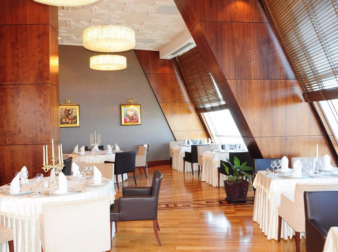 Bajgiran餐馆和美食-Panoramic Restaurant