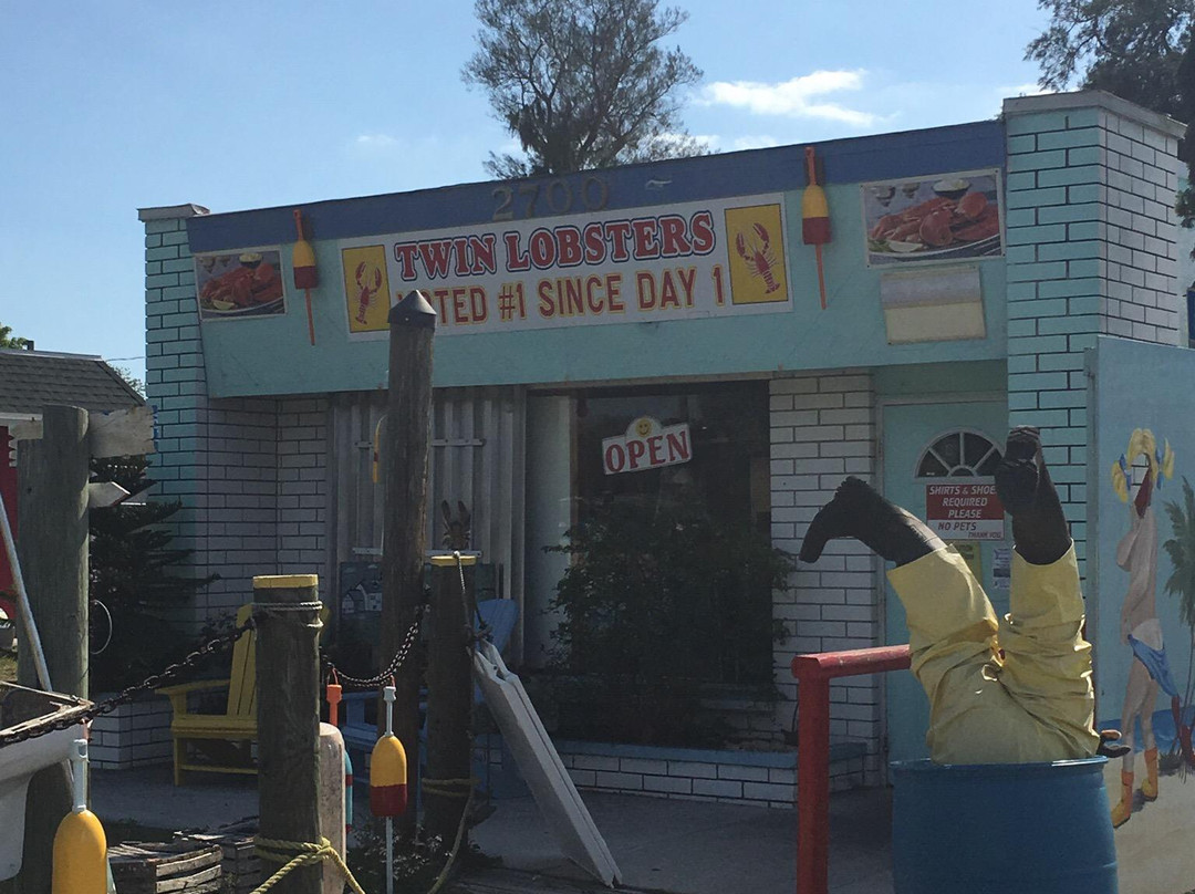 Twin Lobsters-恩格尔伍德必去景点