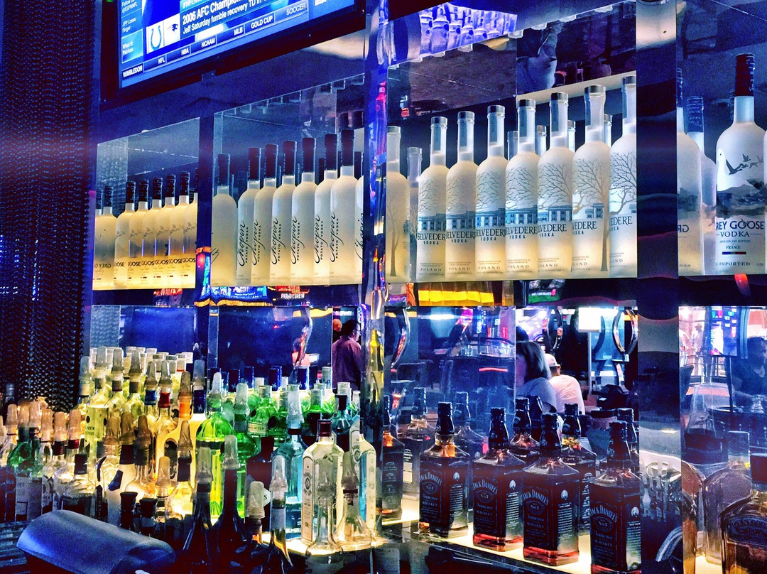Rush Lounge景点图片