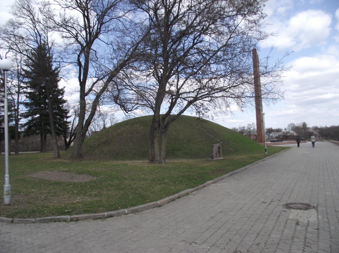 Chernihiv Glory Memorial-Chernihiv必去景点