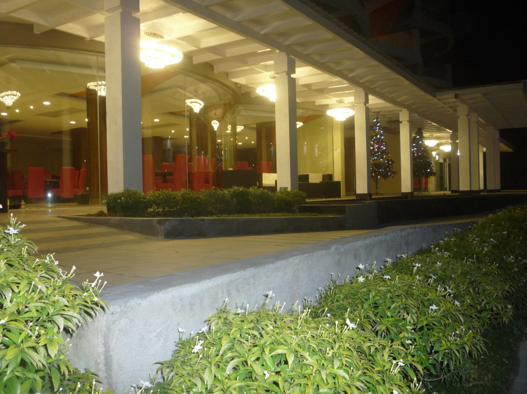 锡兰海温泉酒店