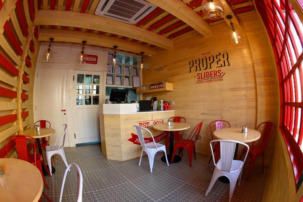 Proper Sliders Mahboula