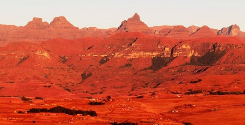 Dragons' Van - Day Tours-柏维必去景点