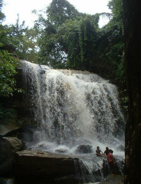 Samrong Kiat Waterfall  (Namtok Pisad)-坤汉必去景点
