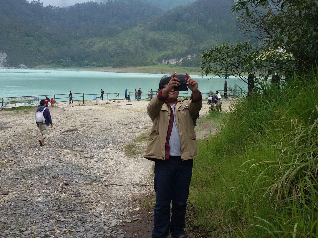 Bodas Lake景点图片