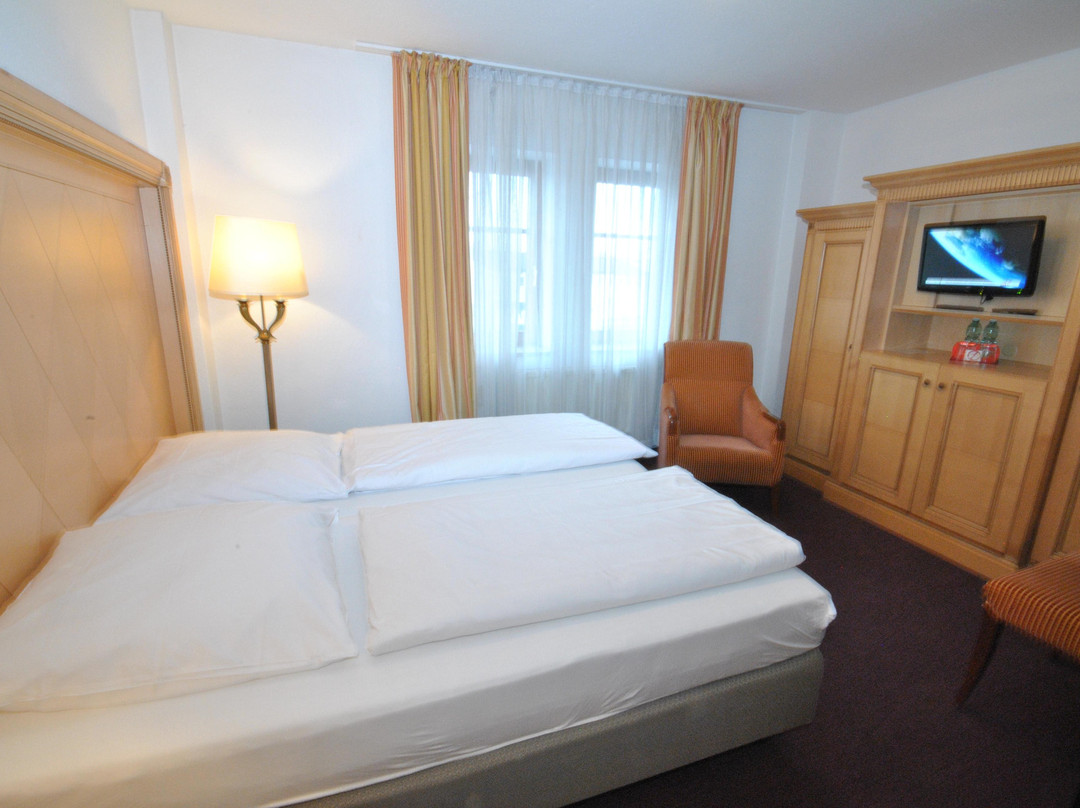 Obertraubling酒店住宿-Gaestehaus Bavaria